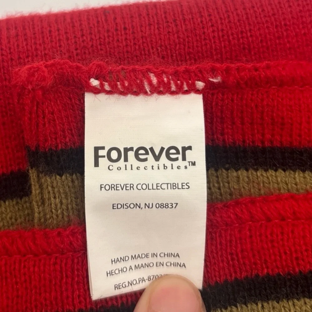 Forever Collectibles‎ Red and Gold Scarf